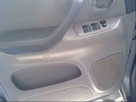2005 TOYOTA TUNDRA, SILVER, SR5, CREW CAB, 4.7L, AT. 2WD.  Z25990